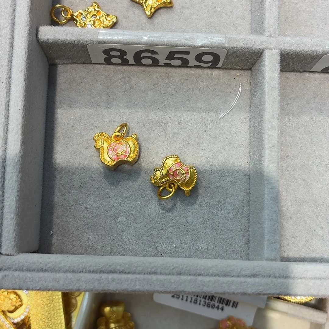 铜合金8659强保色发 2个壹笔壹吊坠