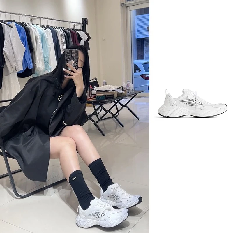 未使用 Balenciaga/巴黎世家 白色复古老爹鞋Monday 偏大一码