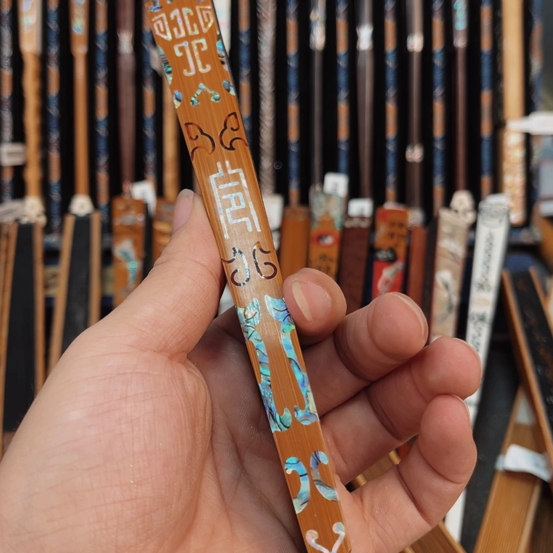 梦***睛扇子纯手工制作工艺精湛
