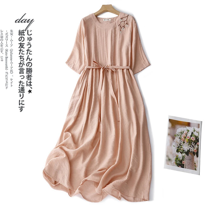 2025夏新款文艺中袖连衣裙刺绣圆领系带收腰中长款A字裙