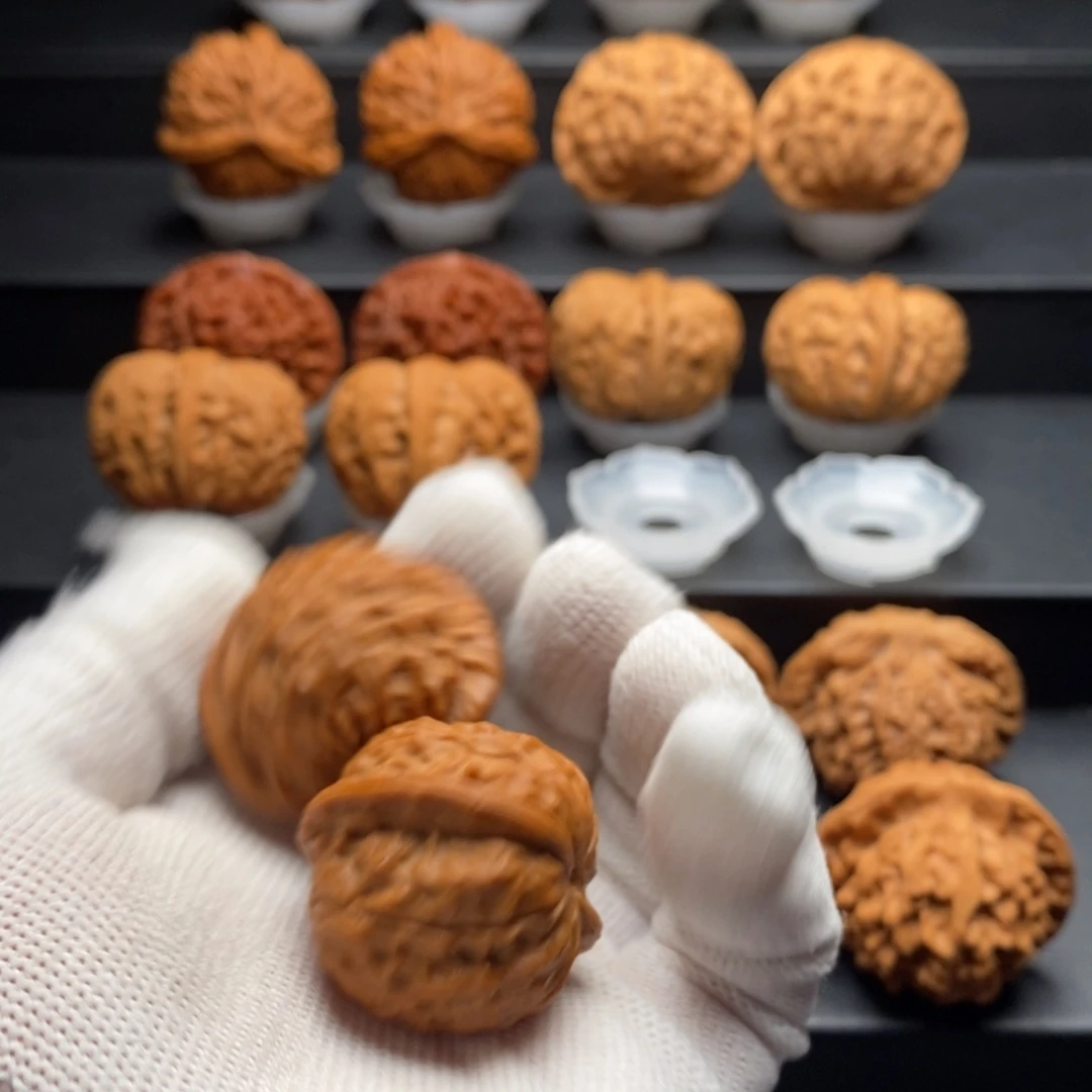 文玩核桃把件空****?核为贵