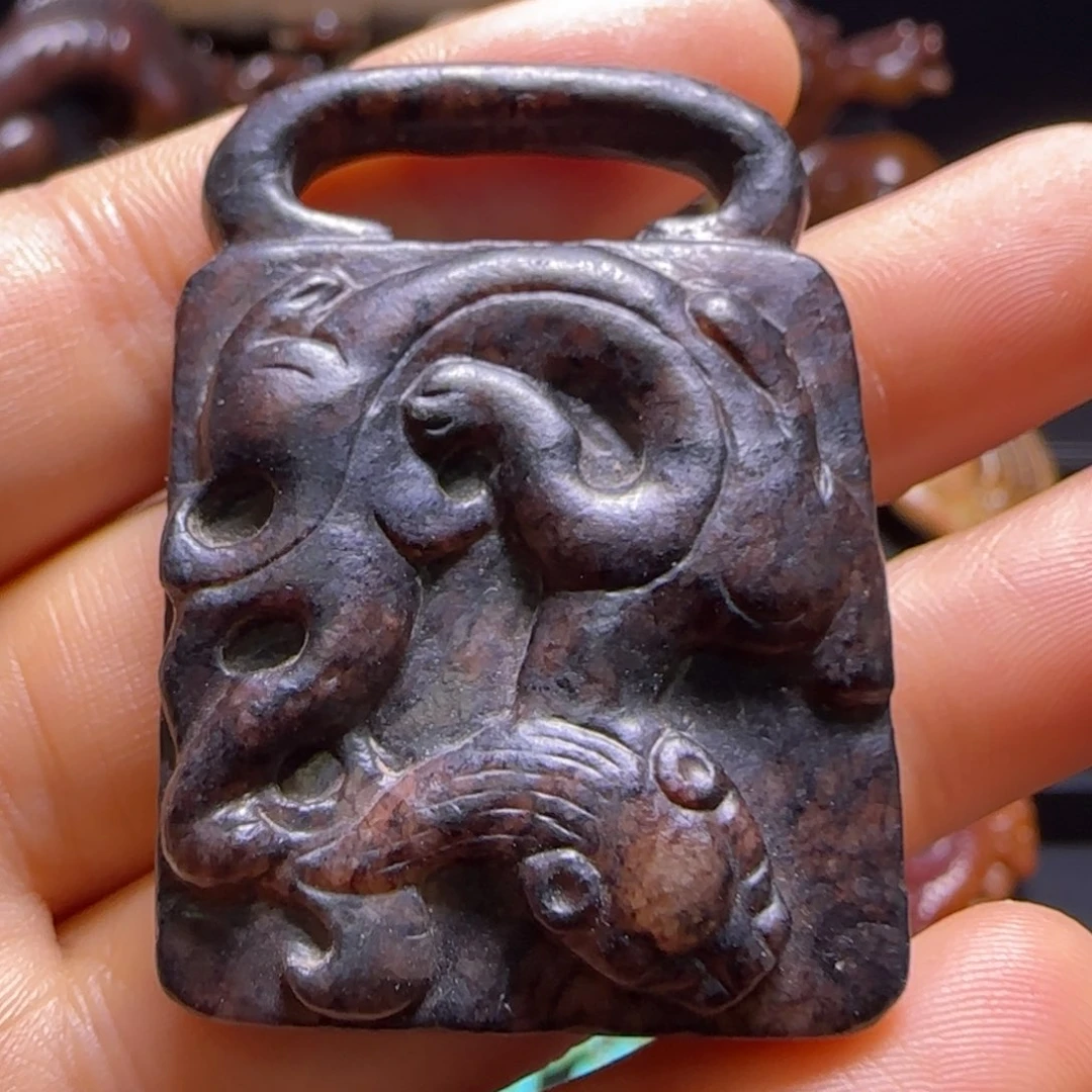 和田玉未镶嵌挂件