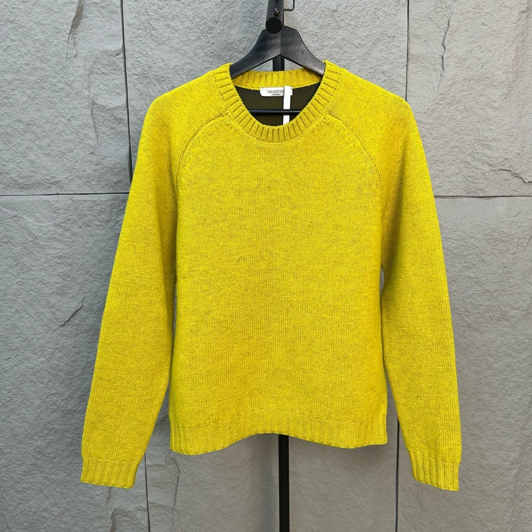 99新 Valentino/华伦天奴 姜黄色针织羊绒毛衫 S码 ys001327
