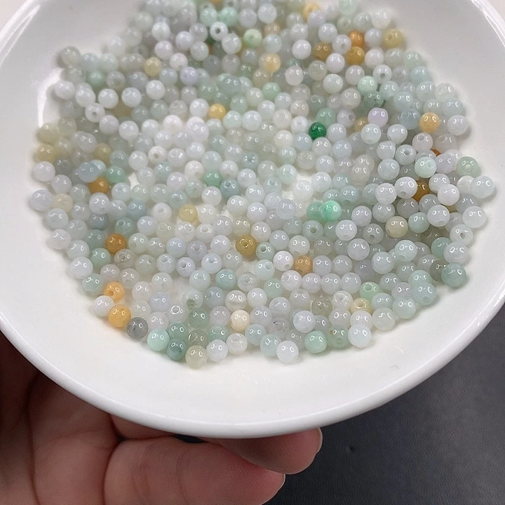 翡翠散珠翡翠散珠卡3.7。 480颗全部