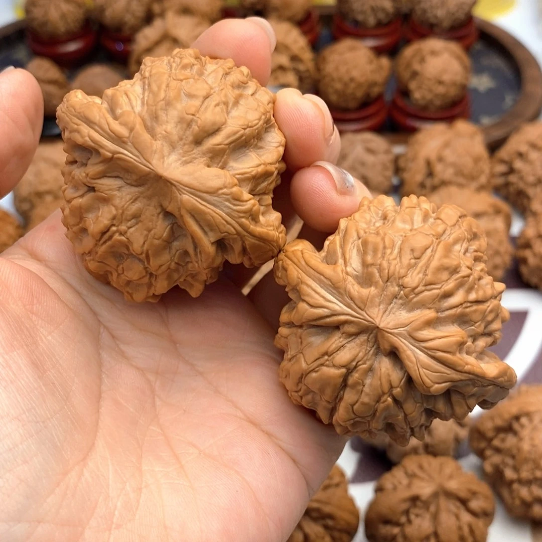 【闪购商品】文玩核桃吊坠勇****7211号龙鼎