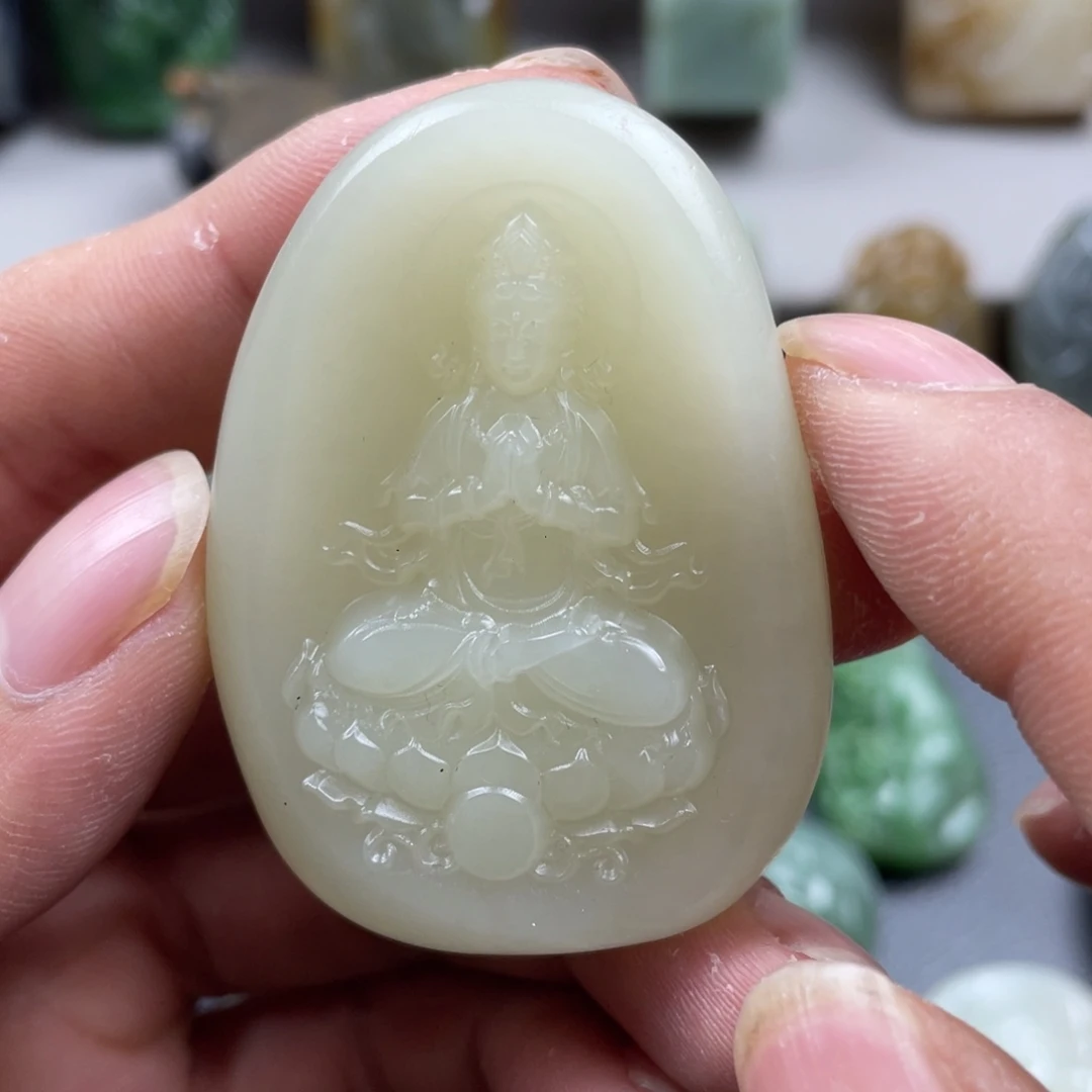 和田玉未镶嵌挂件