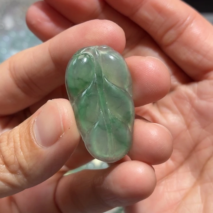 翡翠未镶嵌颈饰翡翠天然A货树叶吊坠