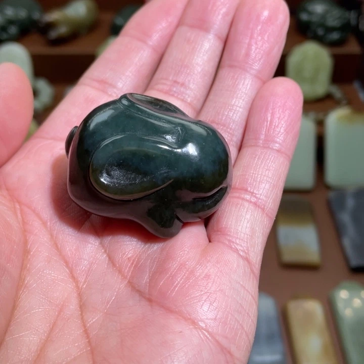 和田玉未镶嵌手串