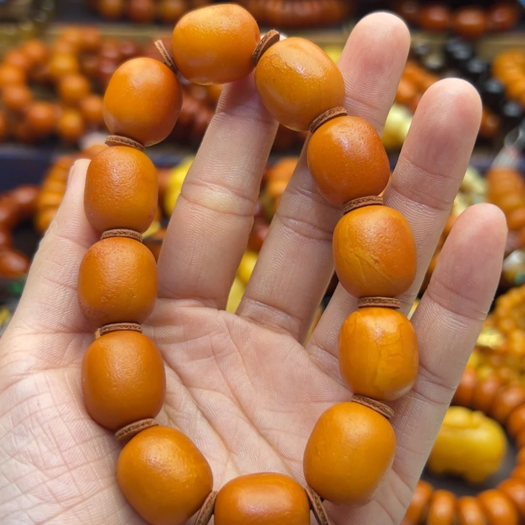 未镶嵌琥珀珠宝奇石