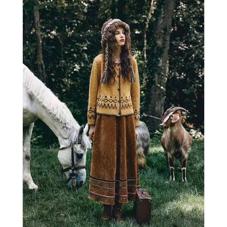 秋季穿搭一整套2025新款复古黄色花纱毛衫a字大摆半身裙两件套女