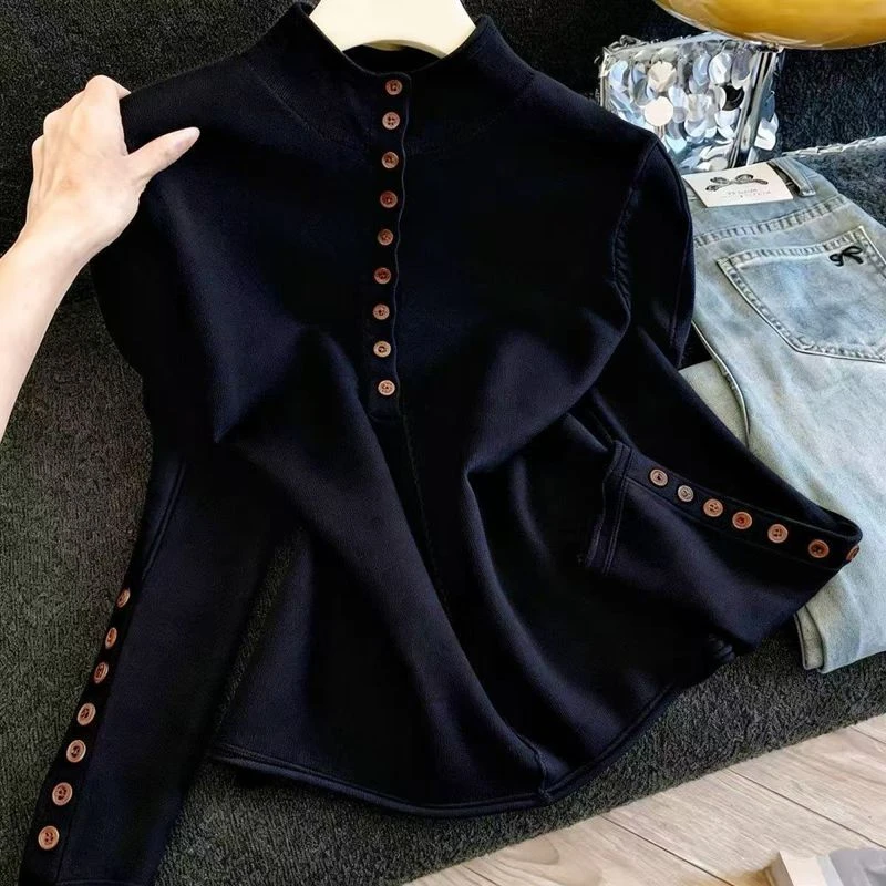 大码高级感纽扣半高领针织衫上衣女装秋冬胖mm内搭显瘦毛衣打底衫