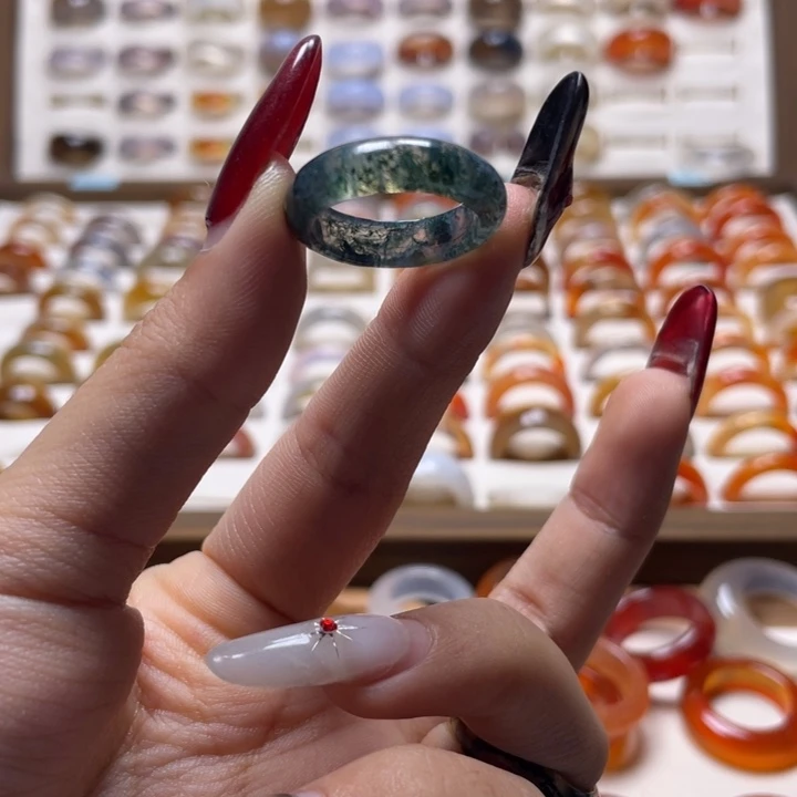 玛瑙/玉髓戒指未镶嵌