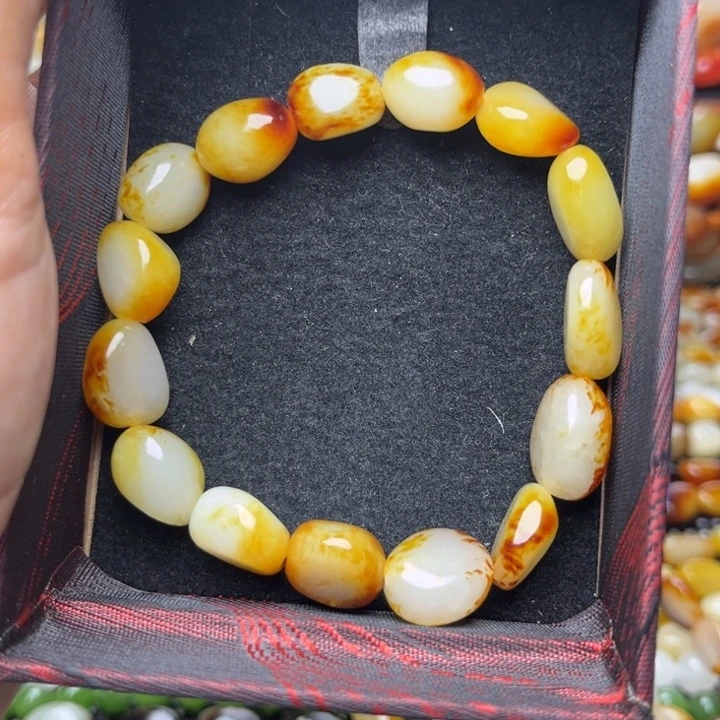 和田玉未镶嵌颈饰冰***莲