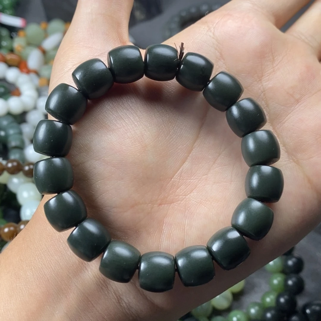 手链未镶嵌和田玉