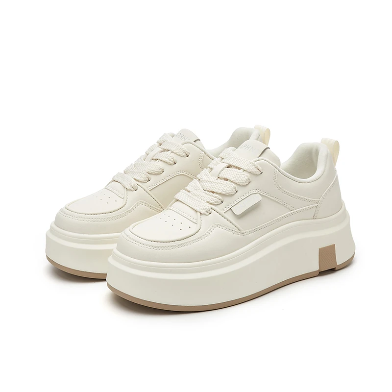 达芙妮2025秋季新款百搭时尚厚底运动休闲板鞋小白鞋BW-24569