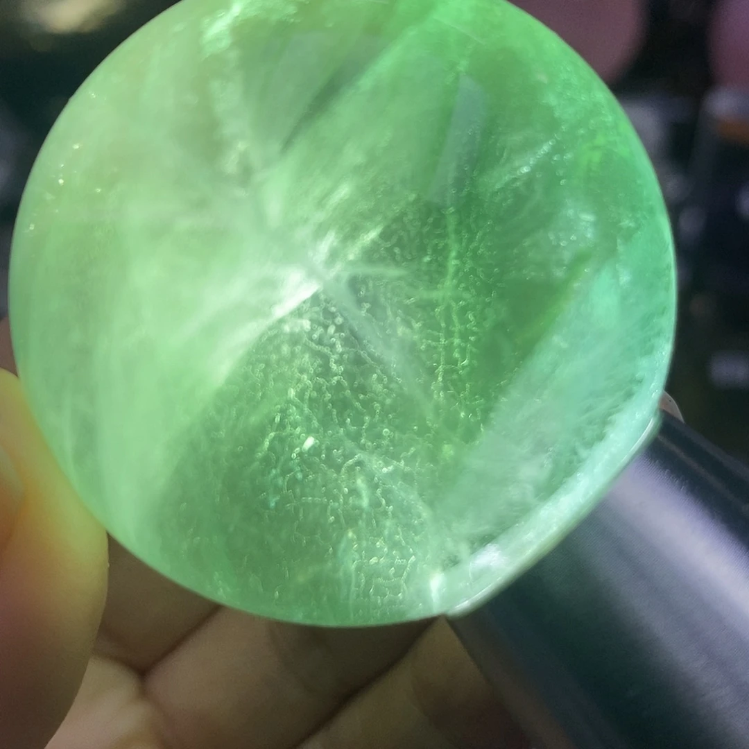 未镶嵌萤石珠宝奇石萤石福纹摆件