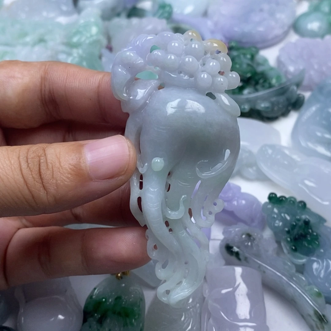 颈饰未镶嵌翡翠翡翠