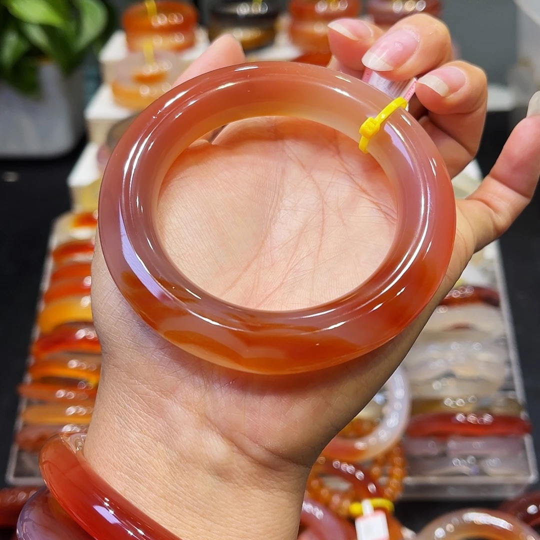 玛瑙/玉髓未镶嵌手镯