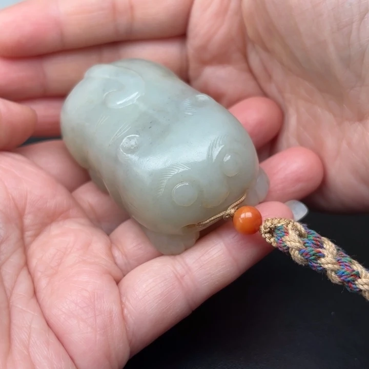 未镶嵌和田玉挂件彭*