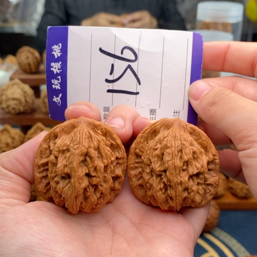 【闪购商品】文玩核桃吊坠41虎头