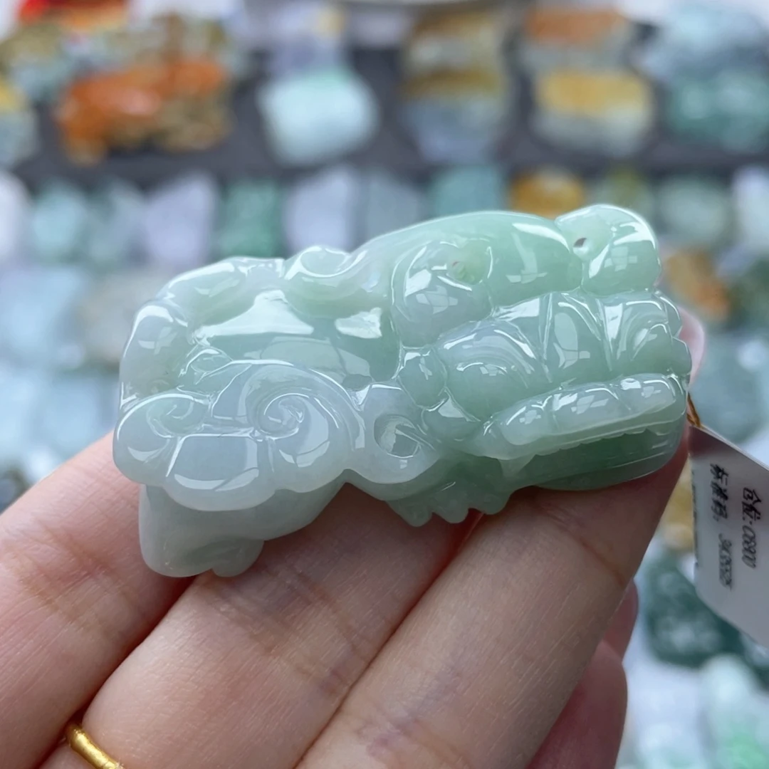 颈饰未镶嵌翡翠貔貅21