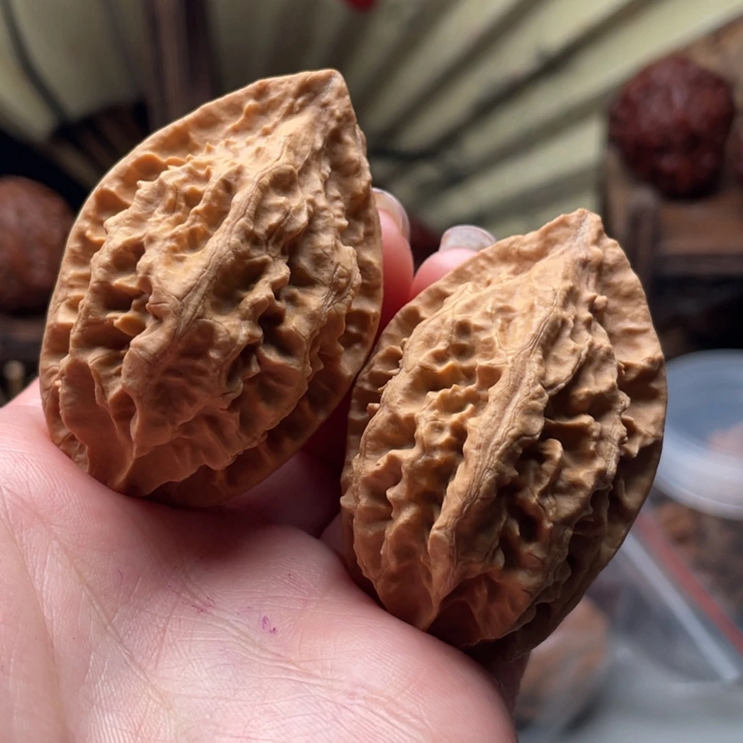 文玩核桃把件楸刀鱼142