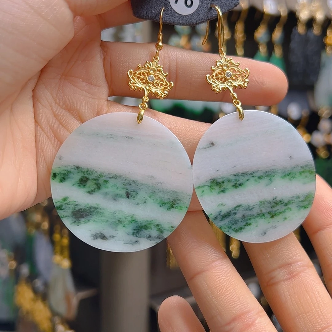 未镶嵌翡翠耳饰翡翠