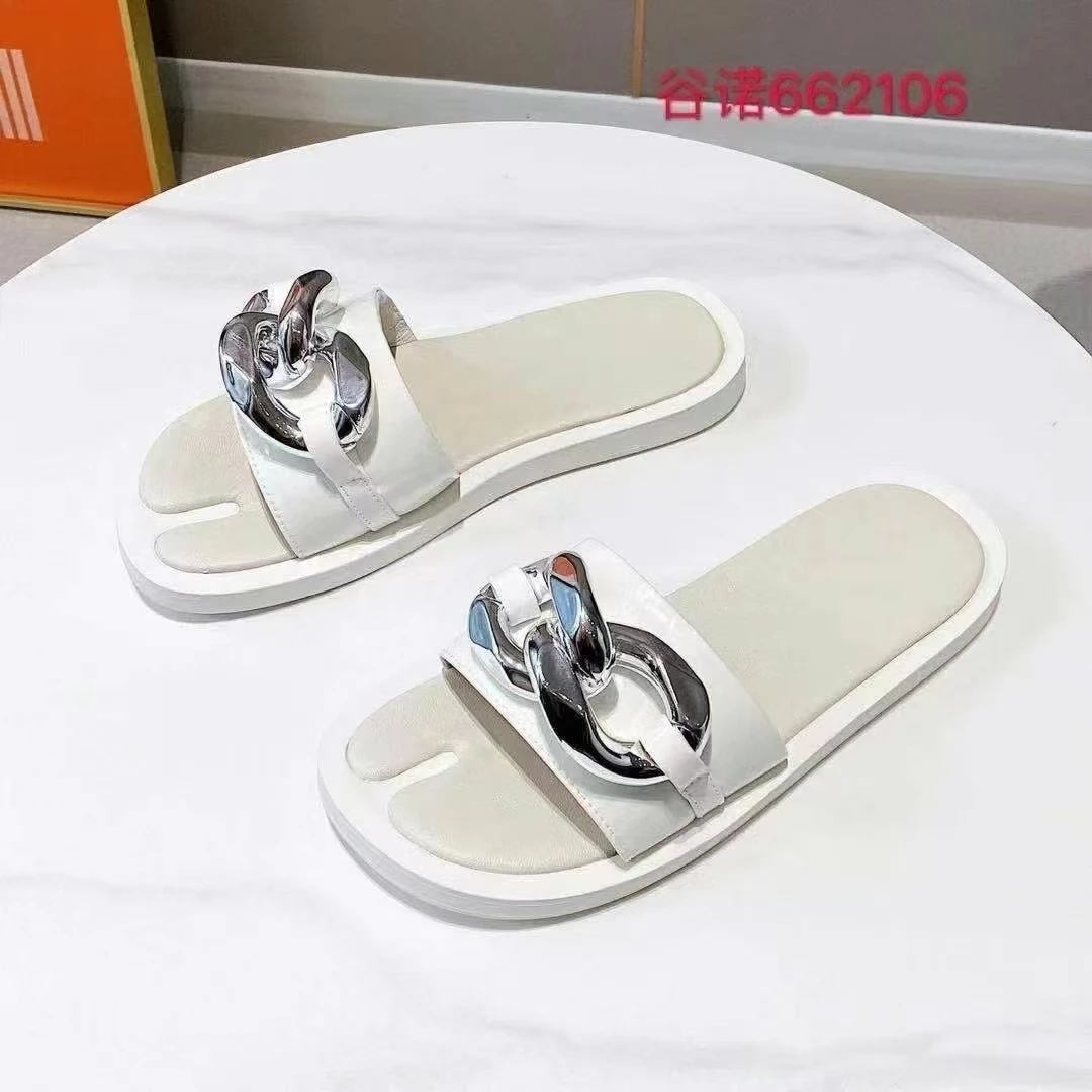 露趾凉拖鞋外穿新款春夏时尚一字拖金属扣舒适休闲平底半拖662106