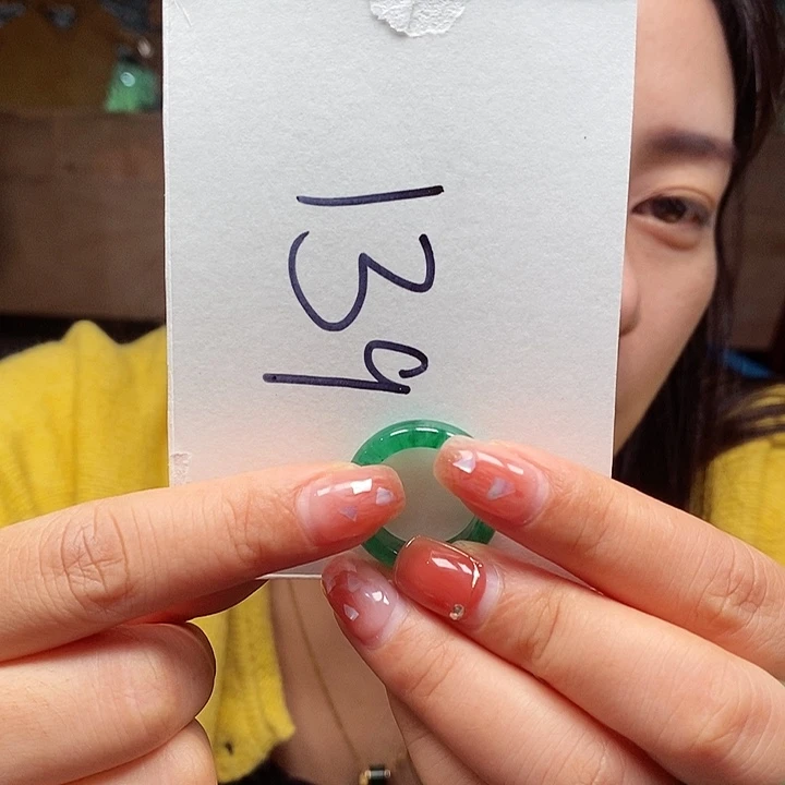 未镶嵌石英质玉戒圈