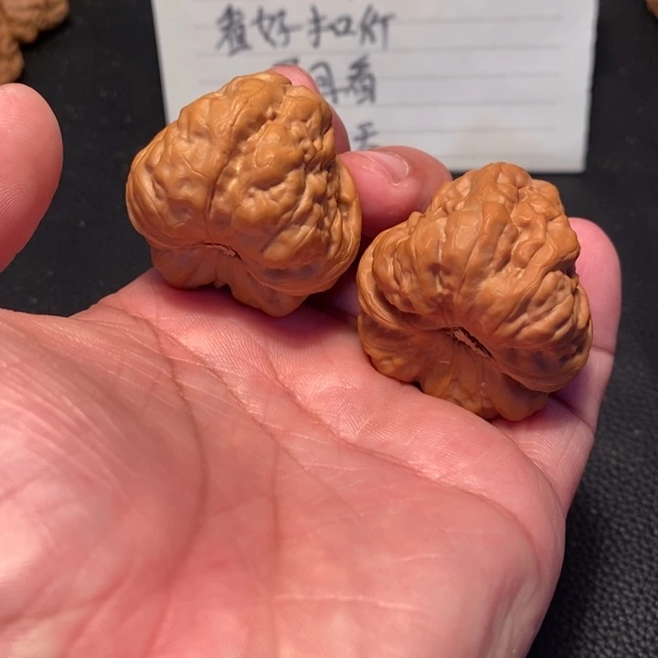 文玩核桃吊坠€****¥000000168