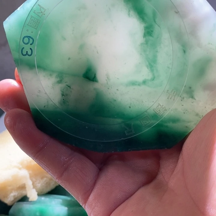 w***b定制石英质玉（非洲翠）