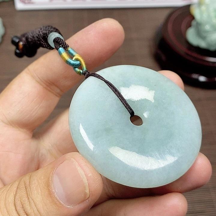 颈饰未镶嵌翡翠天然翡翠玉A货配证书