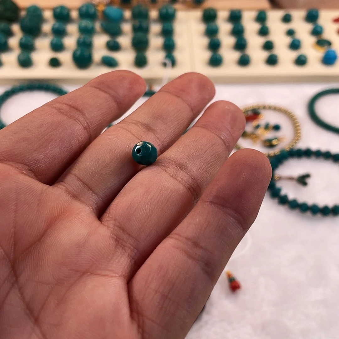 绿松石未镶嵌耳饰