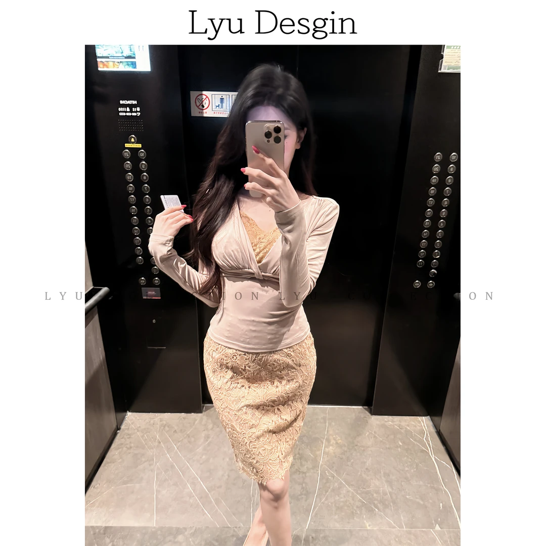【LYU律律】气质拼接蕾丝上衣蕾丝包臀半裙两件套L150