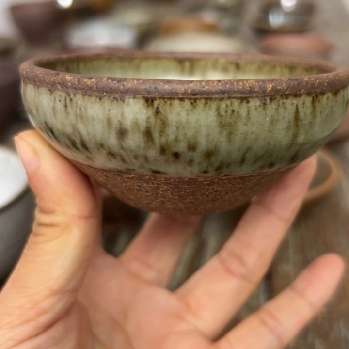 自然窑变色。