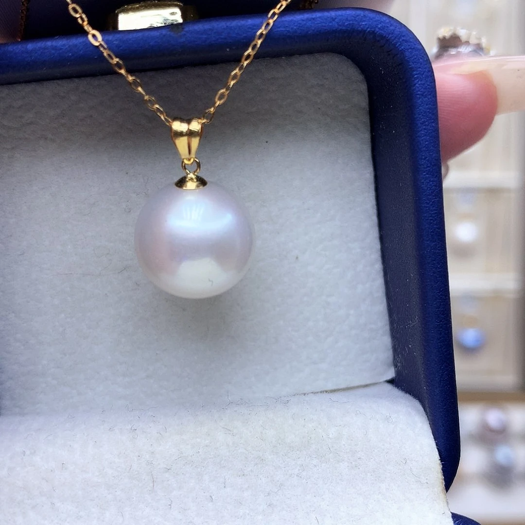 淡水珍珠18K金镶嵌吊坠(赠链)