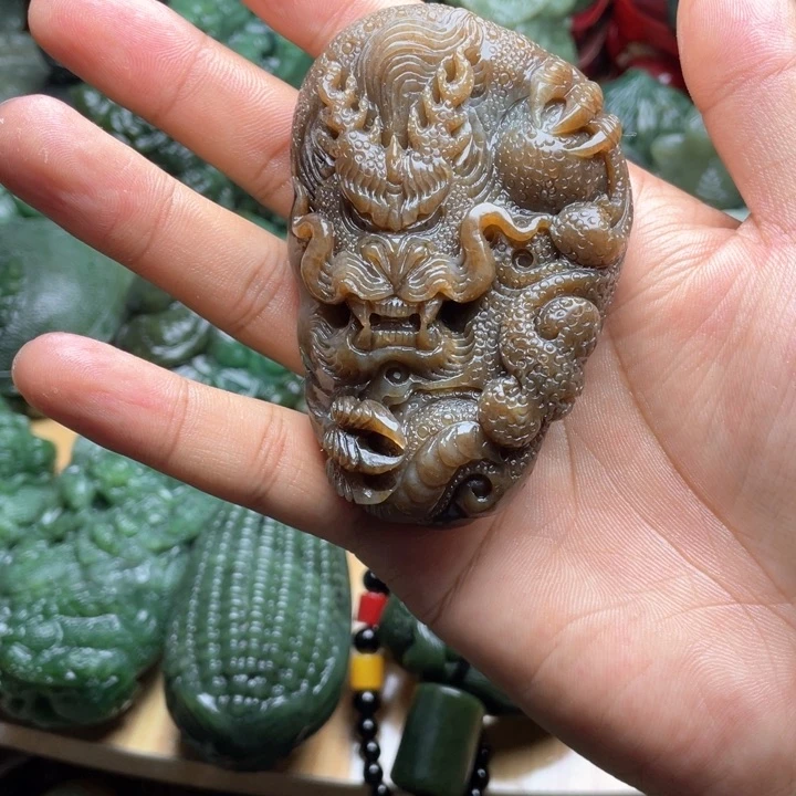 和田玉未镶嵌挂件学****）