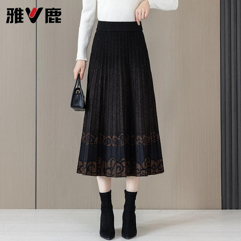 V/雅鹿国风针织马面裙子女秋季2025新款半身裙女士弹力宽松百褶裙