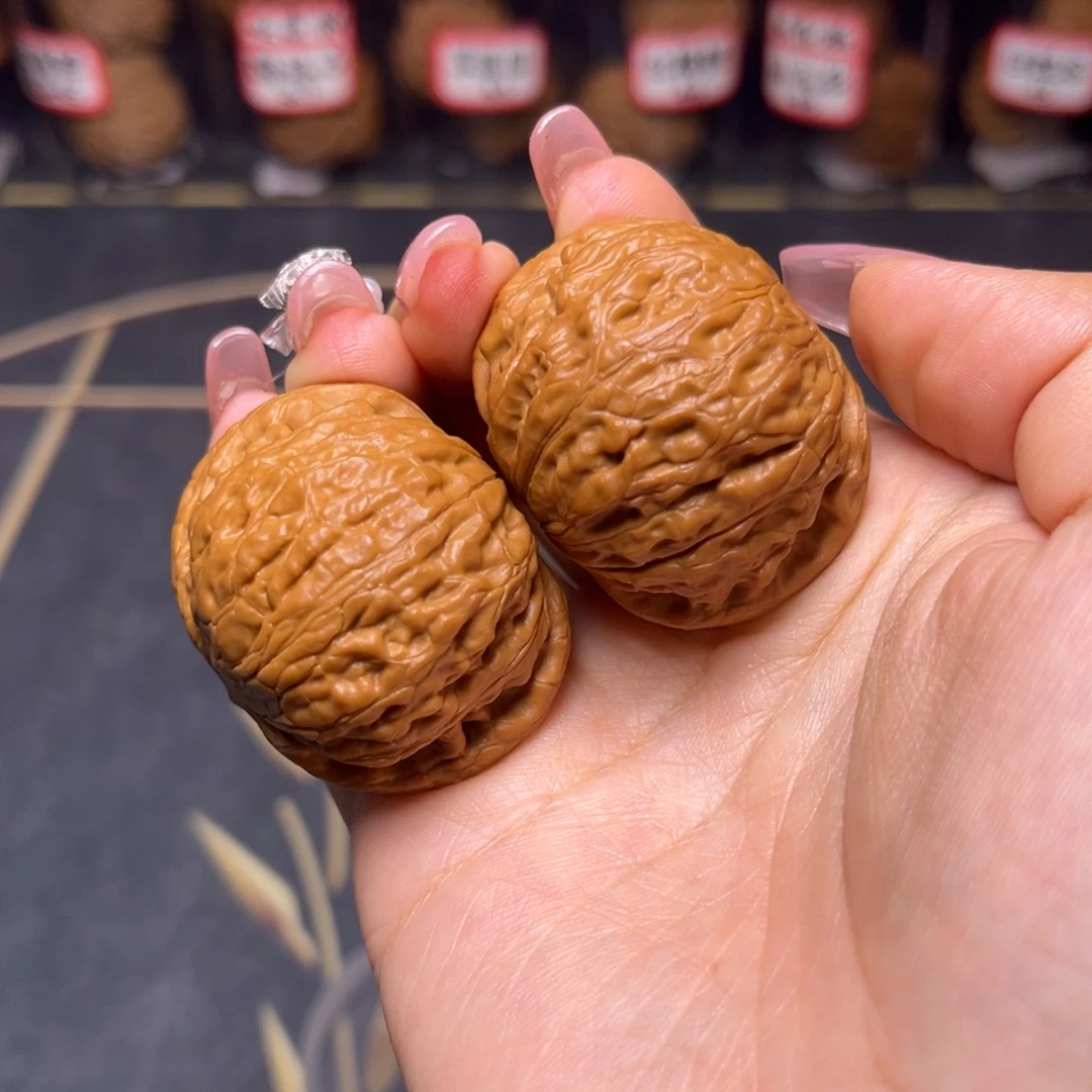 文玩核桃吊坠铁锤42