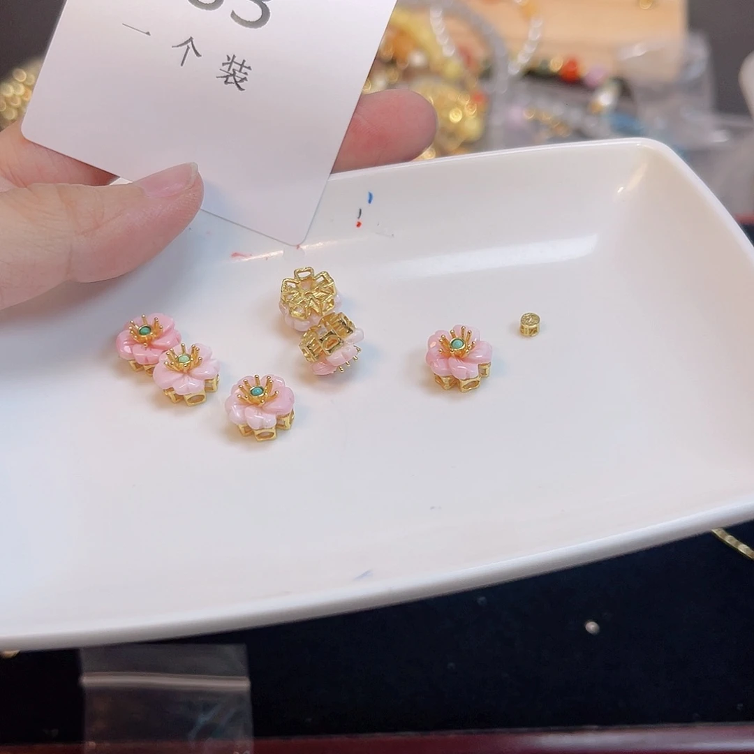 水晶珠宝半成品银S925镀金镶嵌83 。