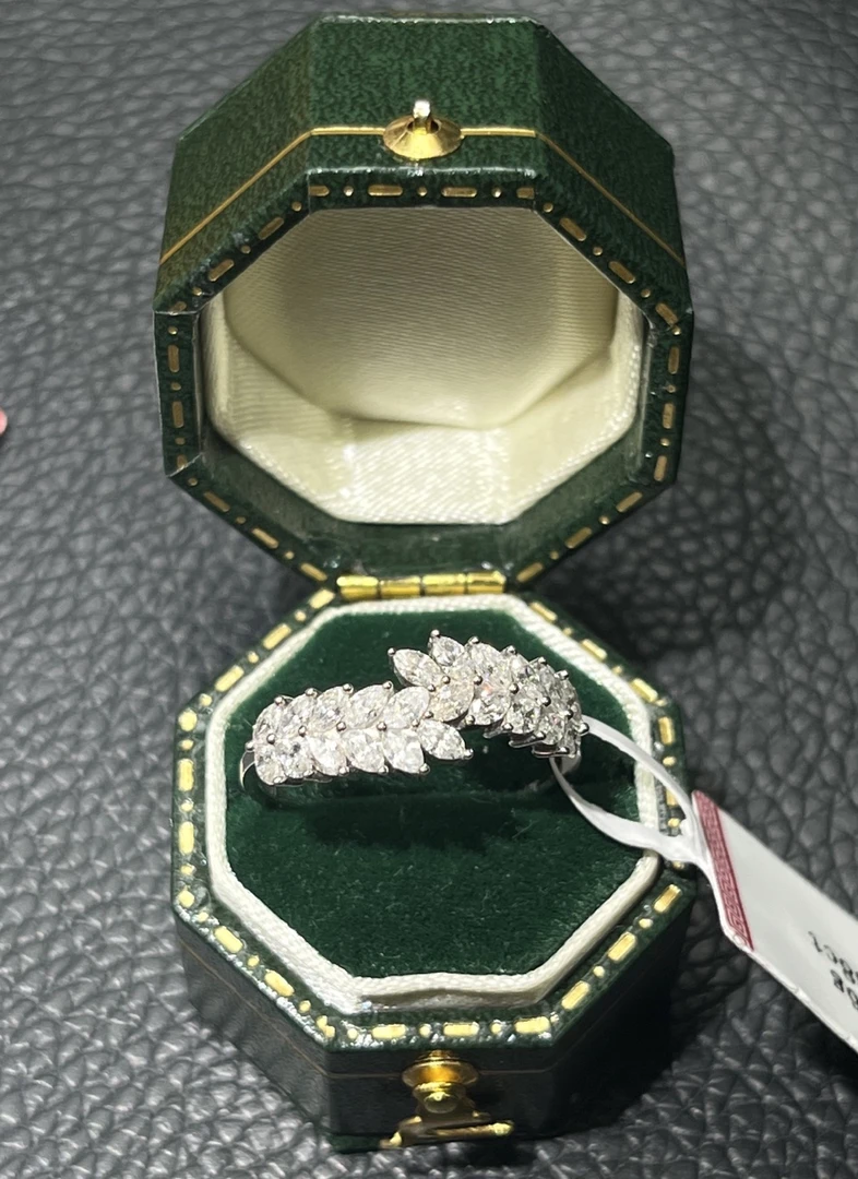 18K金天然钻石戒指 主石0.88ct