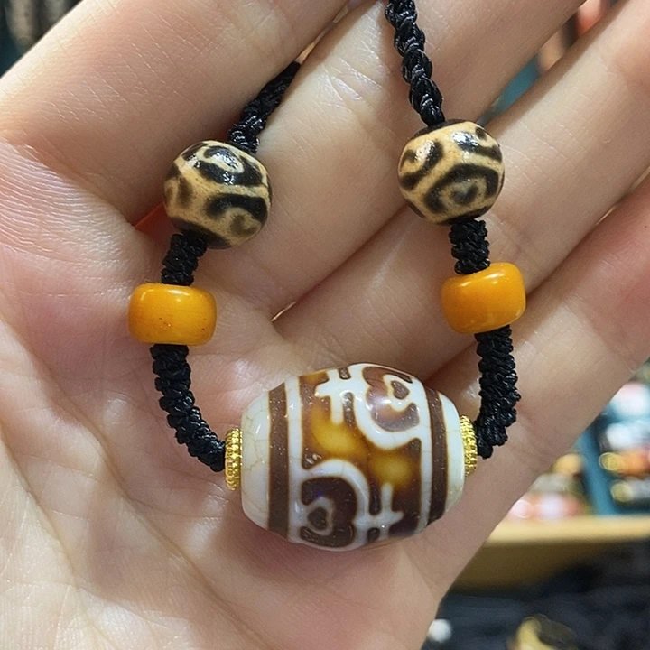 未镶嵌颈饰玛瑙/玉髓26