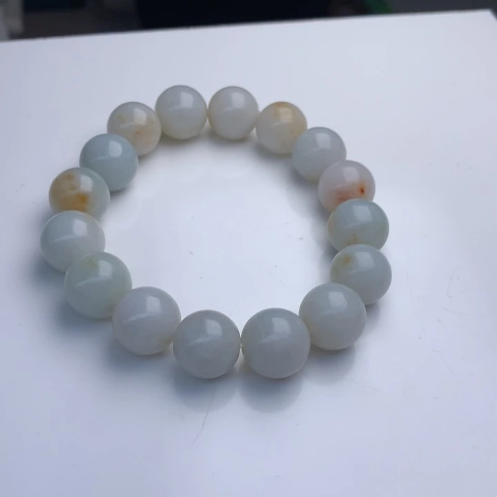 翡翠手串未镶嵌在***吗12.7mm！