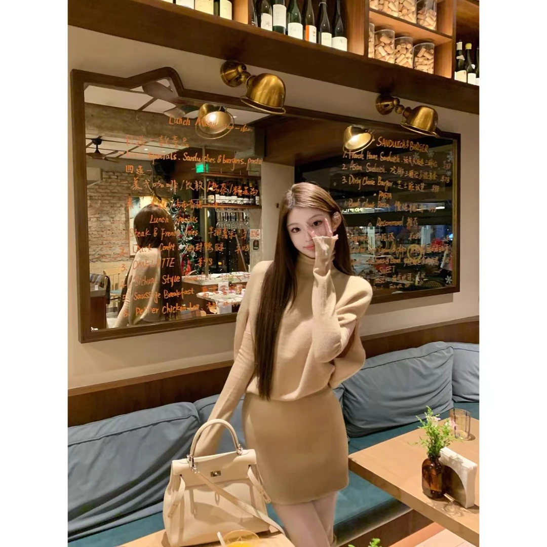 睿夕【韩系美人感~】 高领细闪针织连衣裙女冬季设计感包臀裙