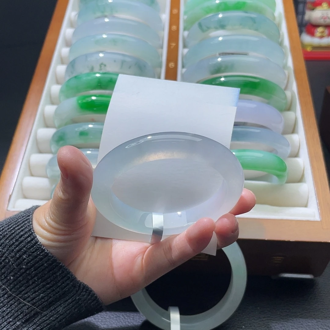翡翠未镶嵌手镯50.6白冰