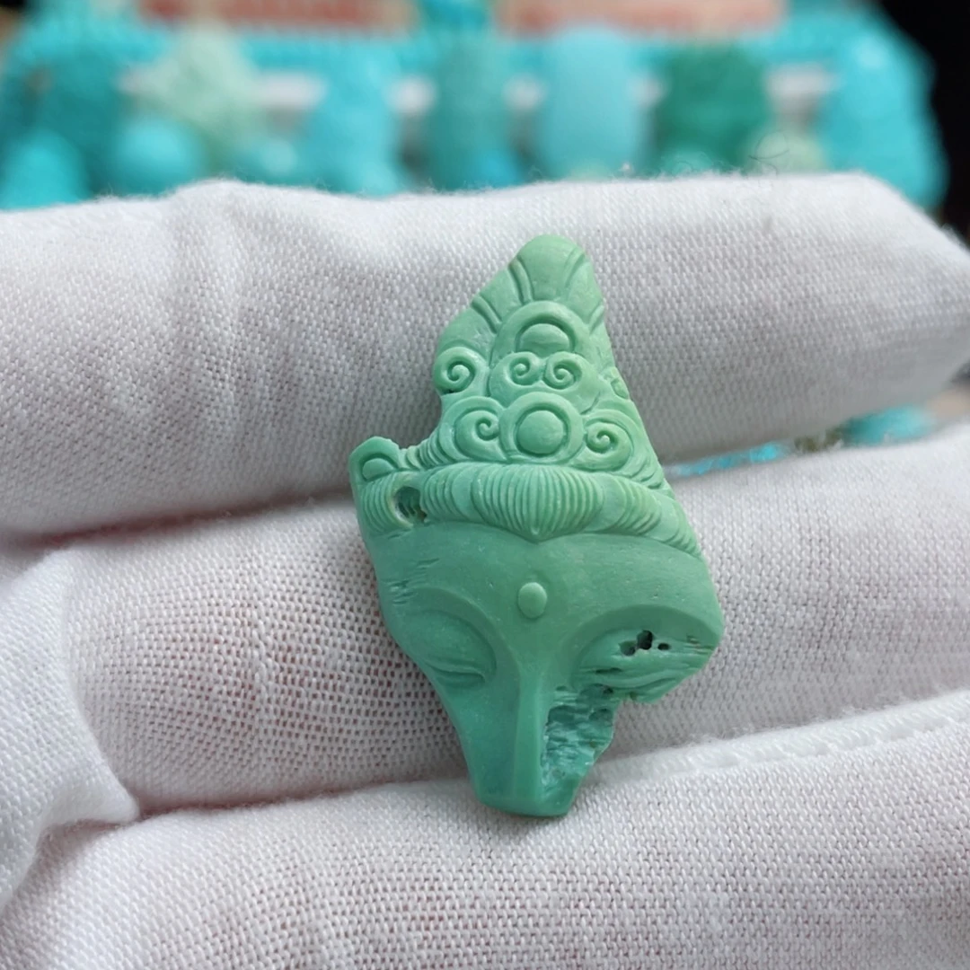 绿松石未镶嵌珠宝奇石