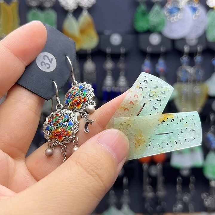 盈***银S925镶嵌翡翠耳饰