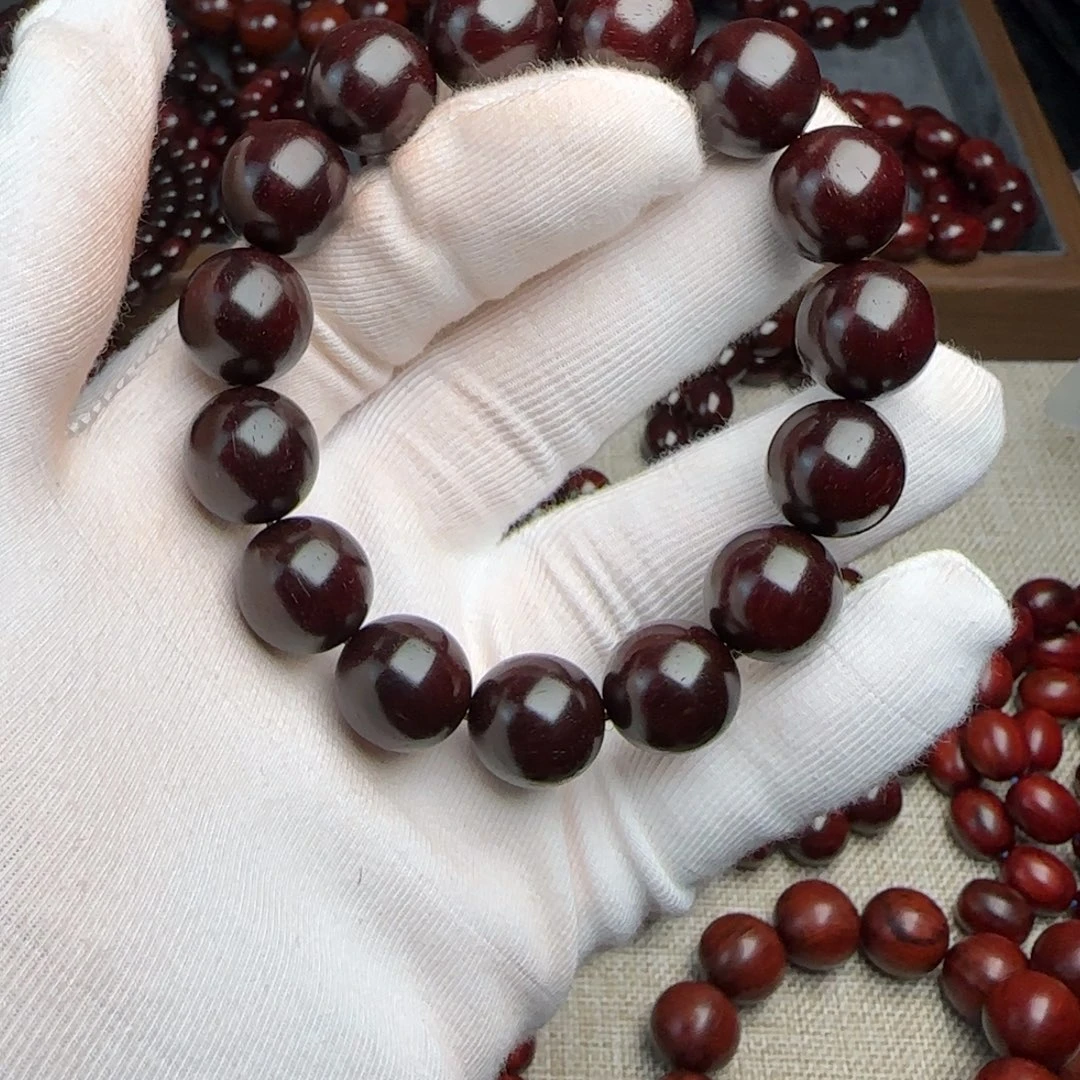 哈***罗手串/手链小叶紫檀1.5无胶无蜡高油密老料