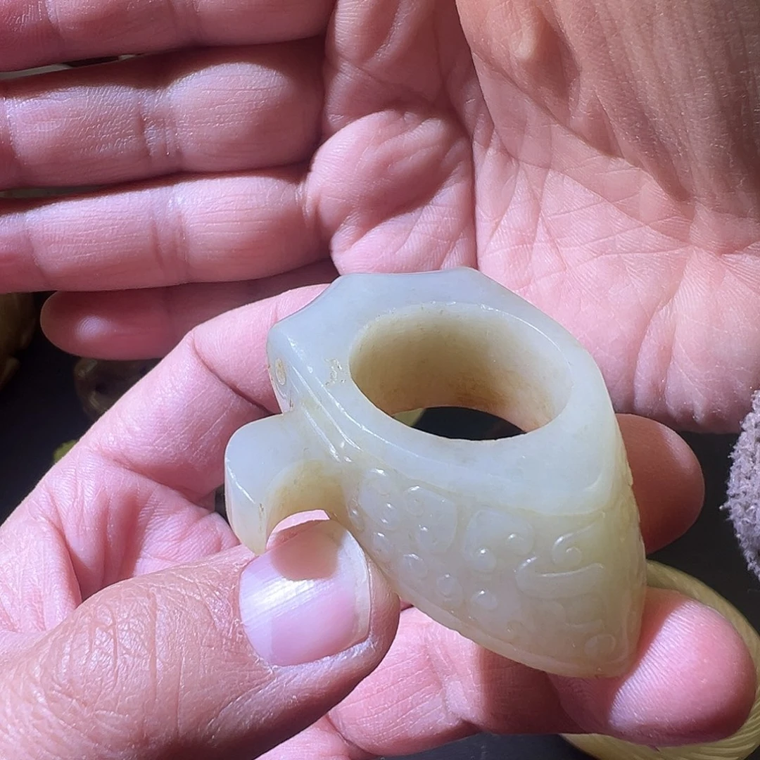 未镶嵌和田玉挂件