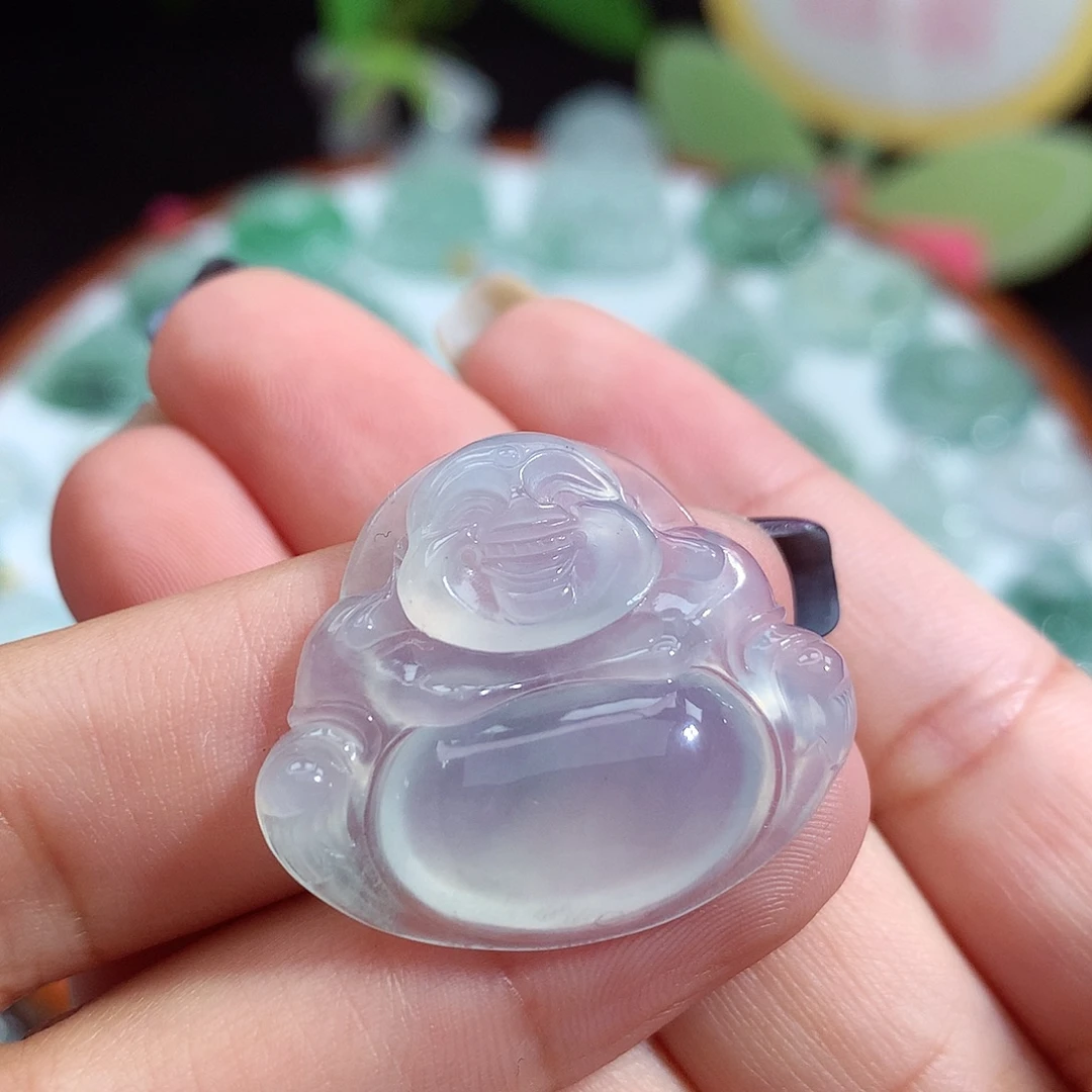 翡翠未镶嵌颈饰佛公